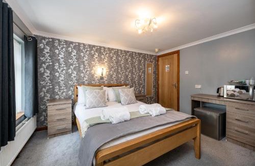 Margam Apartment | Contractor Base - En-Suite - Parking On-Site