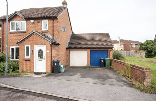 Bradley Stoke House | Contractor’s Haven in Patchway