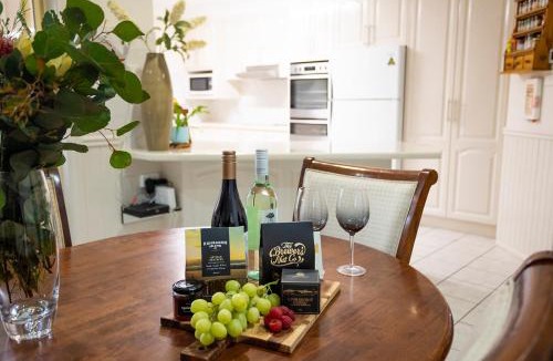 Parkes House | Contractor's Heaven and Entertainer