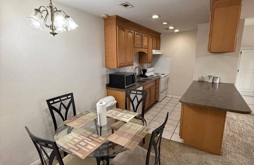 Sulphur Apartment | Contractors Apartment - 3 Bed Special