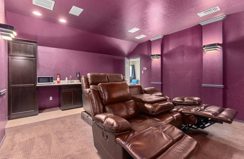 Temple House | Contractors, Families, Large Groups Welcome! Pet Friendly 12-14 PPL
