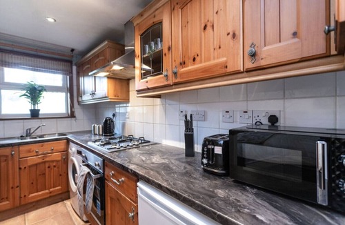 Staple Hill House | Contractors*Long Stays Discounts*Parking