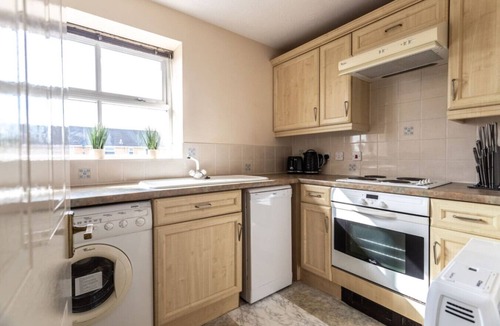 Swindon Apartment | Contractors*Long Stay Discounts*Free Parking
