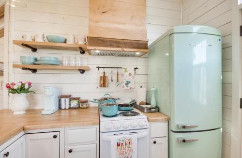 Ludlow House | Contrell Cottage is on a farm with peaceful views