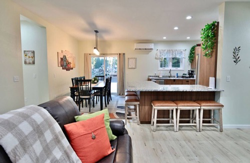 Forks House | Contreras Vacation House