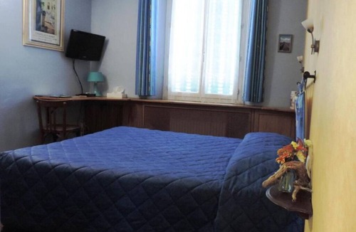 Digne-les-Bains Hotel | Convenience & Comfort! Close to Verdon Natural Regional Park