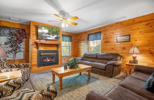 Pigeon Forge Apartment | Convenience Condo for Mountain Retreat