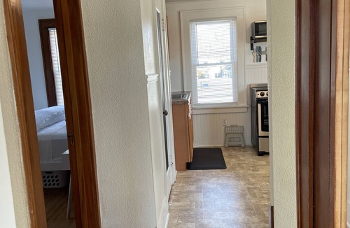 Rochester Apartment | Convenience Meets Comfort & Cozy