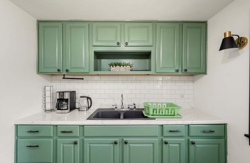 Eastside House | Convenient 2BR Minutes to SU, Hospitals & Downtown