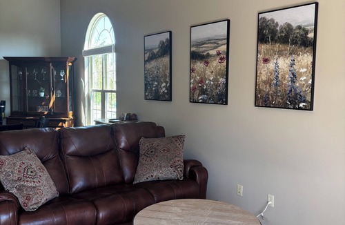 Washington House | Convenient 4-bedroom house, close to everything