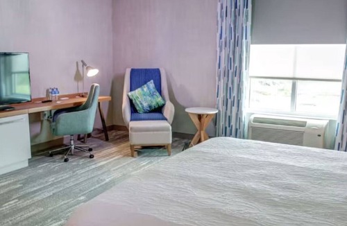Wesley Chapel Hotel | Convenient Accommodation w/Free Parking, Pool