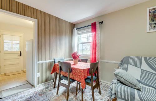 Calverton House | Convenient and Cozy! Apartment in DC Suburbs!