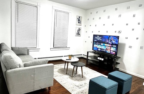 Hackensack Apartment | Convenient Apt Sleeps 6