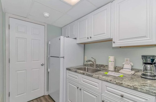 Myrtle Beach Condo | Convenient Coastal Bliss