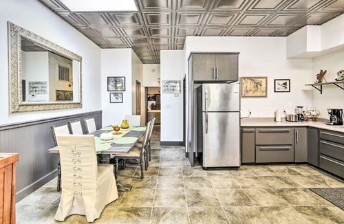 Colusa House | Convenient Colusa Townhome - Pet Friendly!