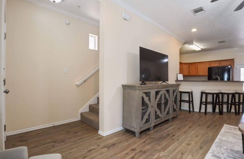 North Overton Condo | Convenient Condo - 2BR 2 BA - Walk to Tech
