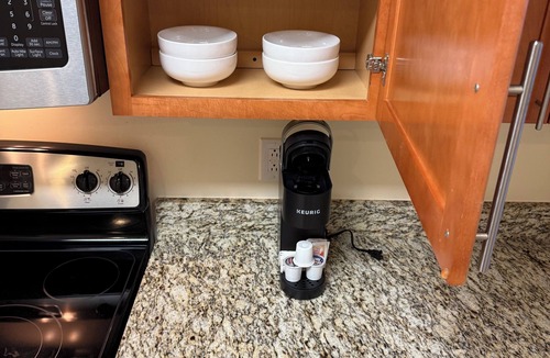 Arlington Apartment | Convenient Corporate Housing – Includes Parking