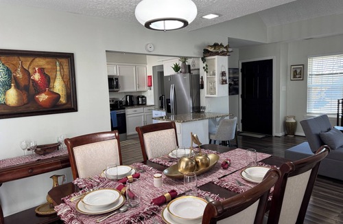 Hermitage House | Convenient, cozy home surrounded by trees, 6 miles to BNA, 13 miles to downtown.