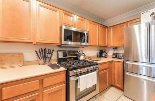 Centennial Hills House | Convenient & Cozy