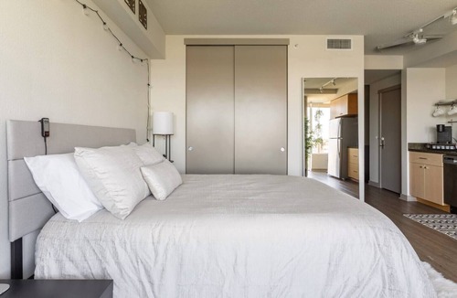 Northwest Bellevue Apartment | Convenient Downtown Bellevue