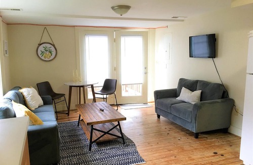 Waynesboro Apartment | Convenient downtown location Urban Oasis Near Hiking, Wineries, Breweries