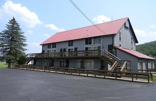 Blodgett Mills Condo | Convenient Mountain-Side Condo #11 at Greek Peak