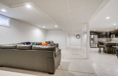 Northeast South Bend Apartment | Convenient North Bend Apt: Half-Mi to Notre Dame!