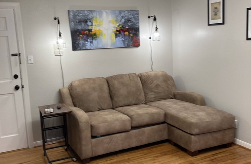 Hancock Condo | Convenient One Bedroom Hancock Condo