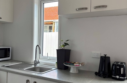 Greenlane - Ellerslie House | Convenient Retreat in Onehunga