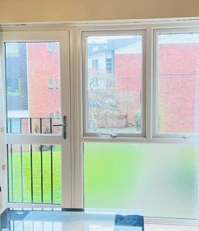 Reading House | Convenient Retreat Rooms