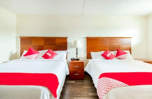 West San Antonio Hotel | Convenient Room with 2 King Beds Near SeaWorld San Antonio Area with Pool