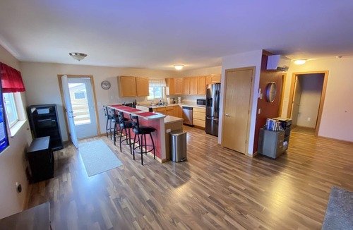 North Spearfish House | Convenient Spearfish Getaway