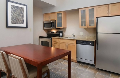 Northeast Heights Hotel | Convenient Stay, Superb Location! 3 Modern Units, Free Breakfast, w/Pool