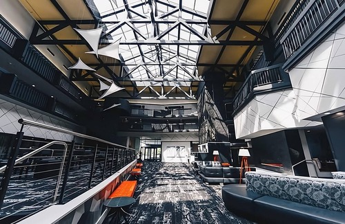 Riverside Hotel | Convenient Stay, Superb Location! 4 Modern Units, Pets are Allowed Here!