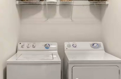 Dunwoody Condo | Convenient Upscale Stay