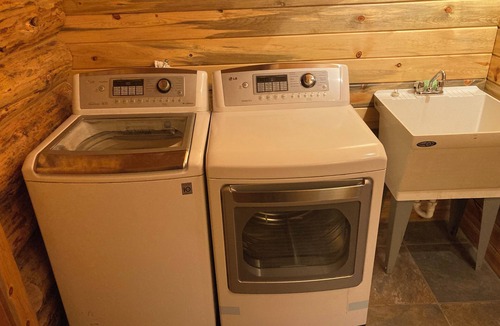 St. Regis Cabin | Convenient yet private, serene, & quiet with good Wi-Fi