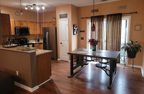 Greer House | CONVENIENTLY EVERYTHING! Comfort Away from Home!