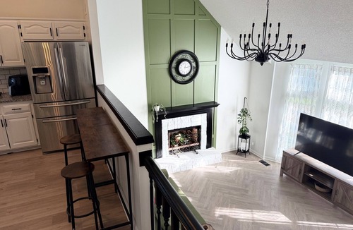 Overland Park House | Conveniently located Spacious Home for Families or Large Groups in Overland Park