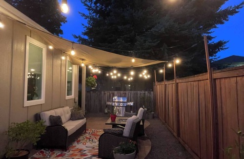 Eugene House | Conveniently located, 2 bedroom w/charming patio