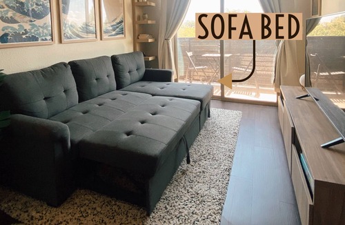 Brentwood Apartment | Conveniently located Cozy Apartment w/ Pool & Gym