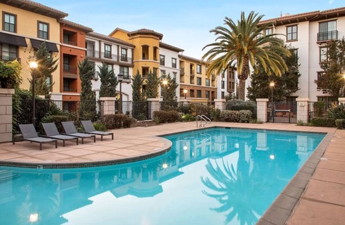 Oakland Apartment | Conveniently Located for Work and Relaxation