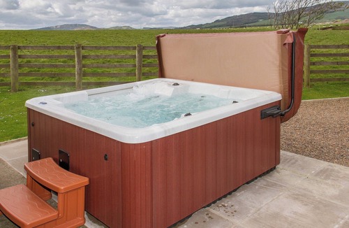 Southerness Cottage | Conveniently located just 500 yards from the sandy beach.