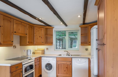 Saltash Cottage | Conveniently located to explore all that Cornwall and Devon have to offer