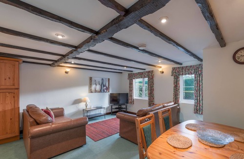 Saltash Cottage | Conveniently located to explore all that Cornwall and Devon have to offer