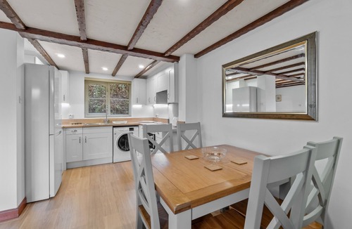 Saltash Cottage | Conveniently located to explore all that Cornwall and Devon have to offer