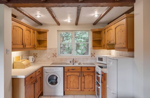 Saltash Cottage | Conveniently located to explore all that Cornwall and Devon have to offer