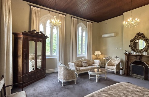 Koroit Hotel | Convent at Koroit