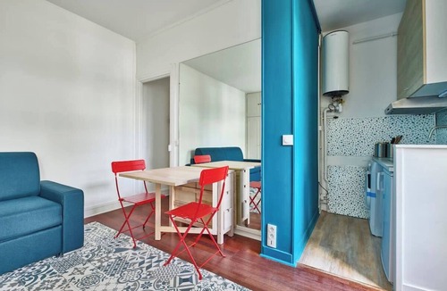 Saint-Lambert Apartment | Convention · 15th · Colorful & Bright Studio – managed by Mey Agency