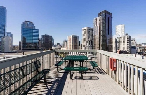 Downtown Seattle Apartment | Convention Cntr 1BD 1BA Pike Pl