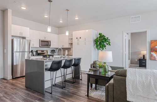 Rio Grande Apartment | Convention Ctr 2BR/2BA Luxury Apartment Pool, HTub, Theatre